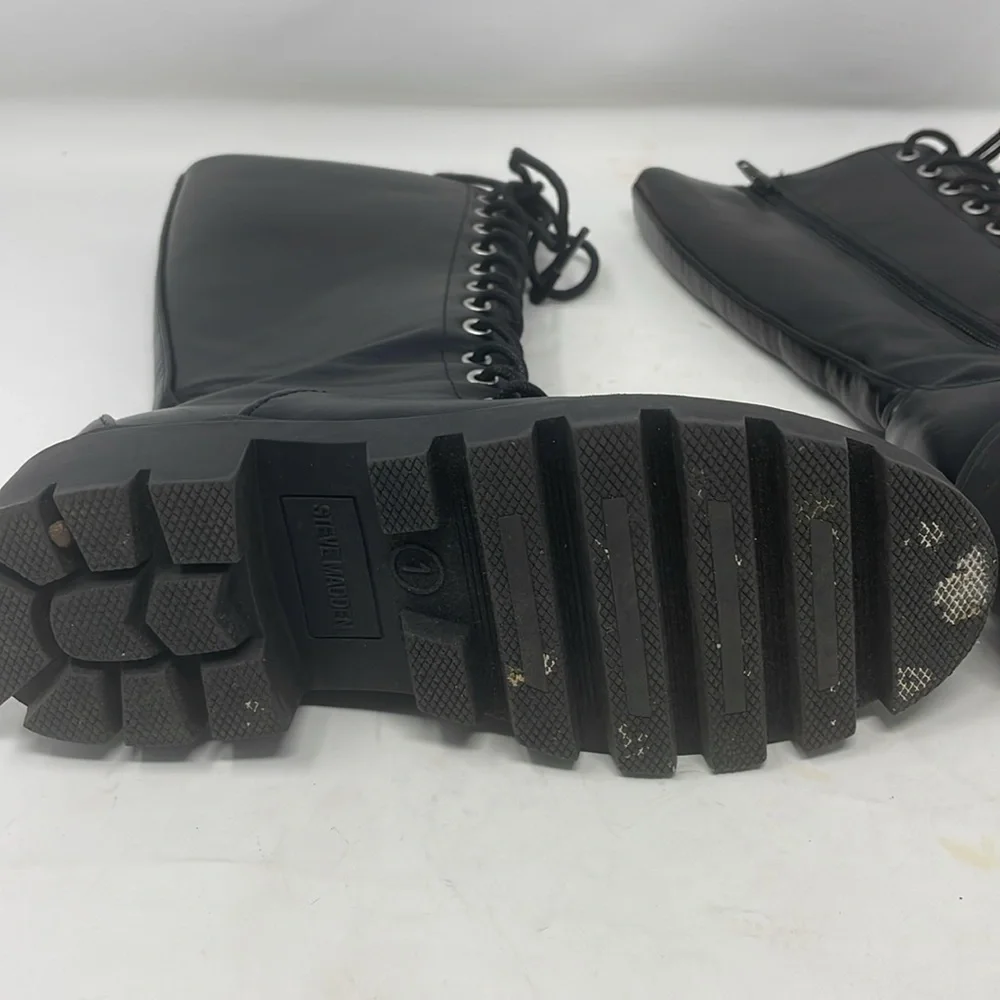 Steve Madden Girl’s Black Moto Lace-Up Boots Size 1 Excellent Condition